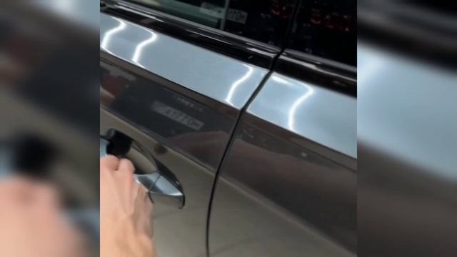 Оригинальные доводчики дверей Audi Q7 4M . Audi-upgrade.ru