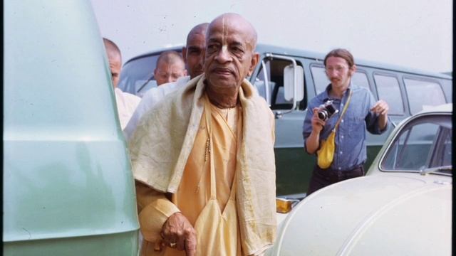 Лекция Шрилы Прабхупады 25.06.1972, Лос-Анжелес. ШБ 2.4.2. Легкомысленное отречение - ошибка.