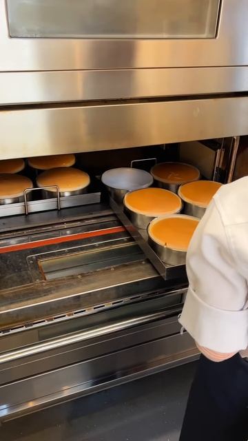 ORegbQjo5_o - 福岡土産の定番！てつおじさんのチーズケーキ！姪浜にある「てつおじさんの店」#福岡グルメ #japanesefood #japantravel