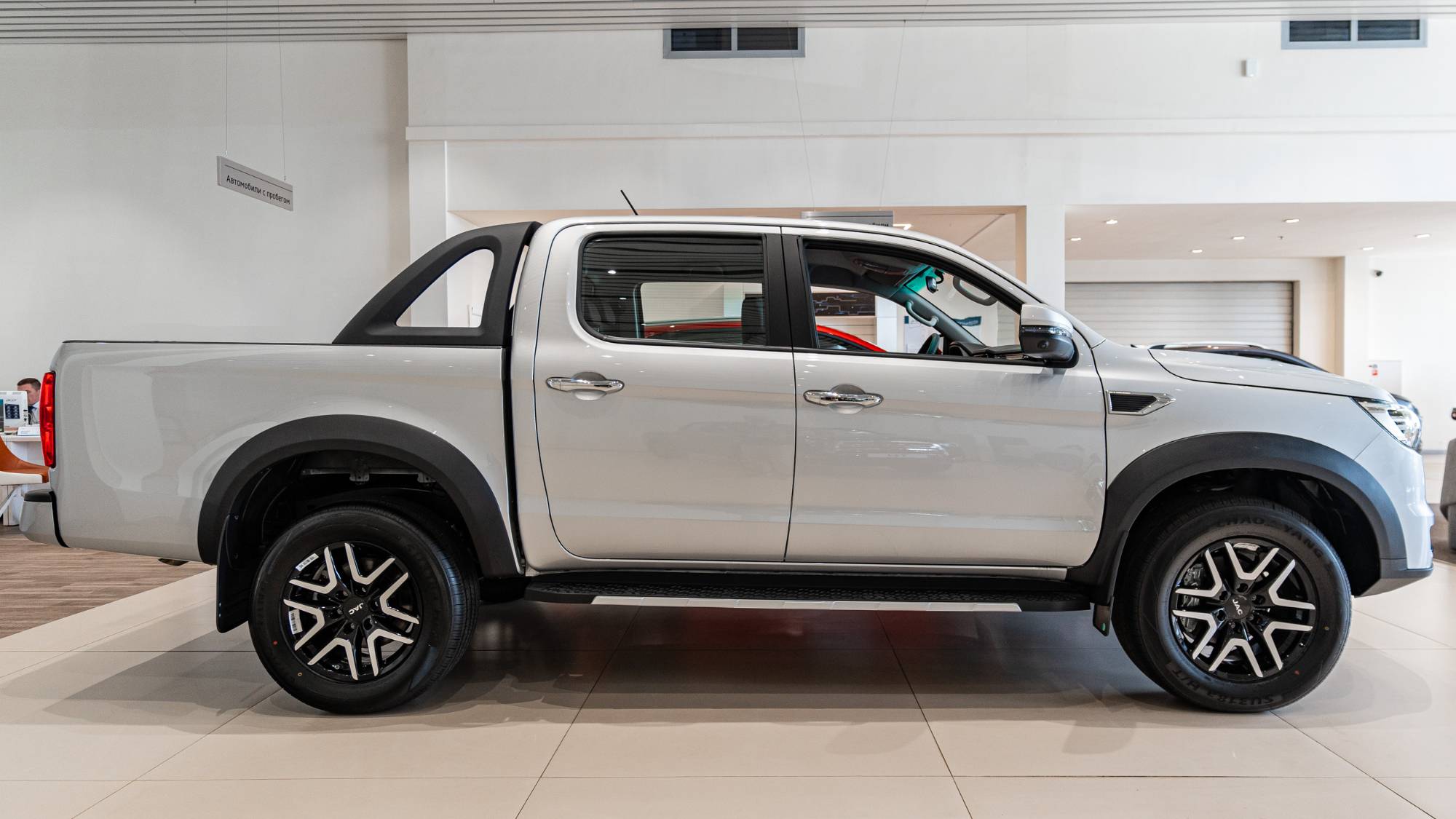 JAC T8 PRO 2.4T MT Full Extra 4WD Белый глянец