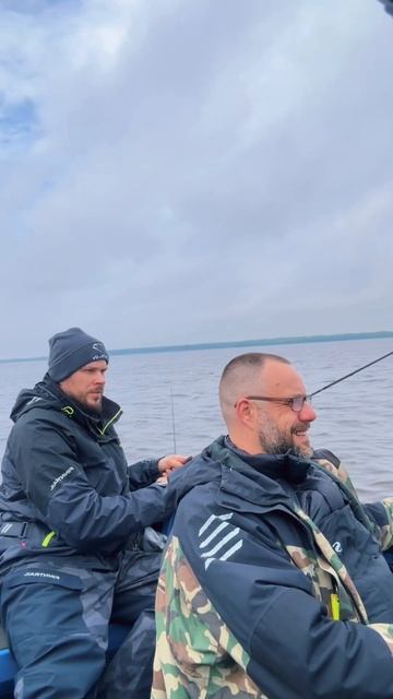 Что с этой рыбой?? #fishing #music #рыбалка #рекомендации #судак