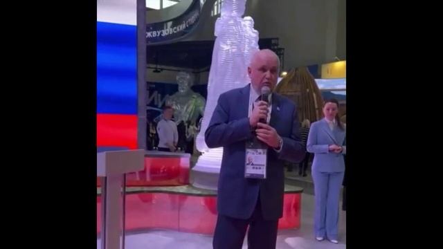 Труд всегда крут..