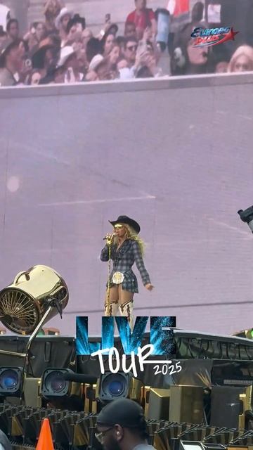 Счастливая слушательница Европы Плюс на концерте Beyoncé! #ледигага #ladygaga #музыка #песни #музыка