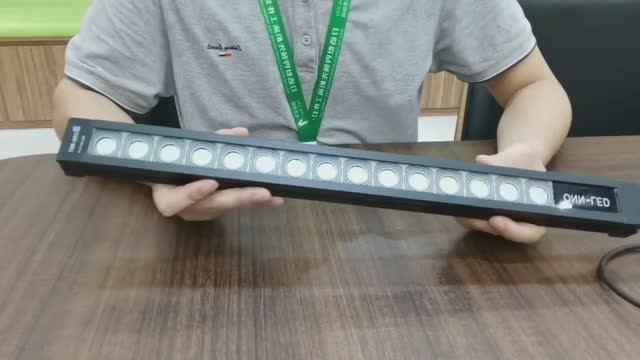 Светильник станочный светодиодный LED M9T-18W-24V silver