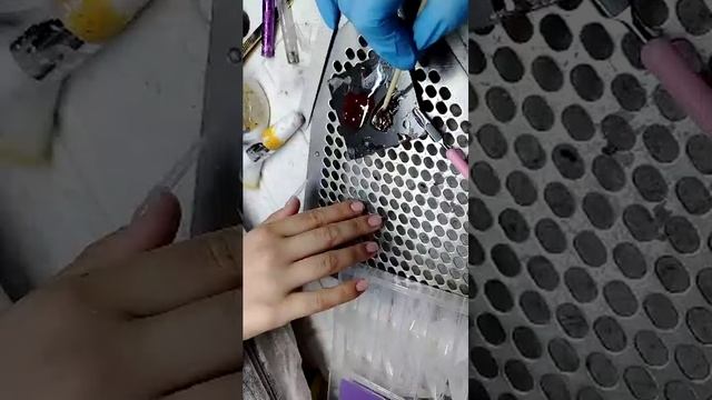 наращивание когтей витражный креатив.
