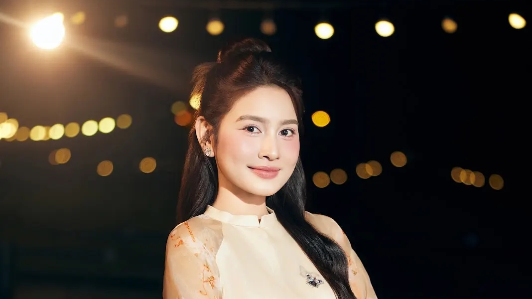 Theo Em Về Hà Tĩnh - Hoài Phan