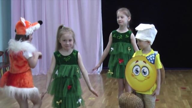 Крылатый, мохнатый да масляный.