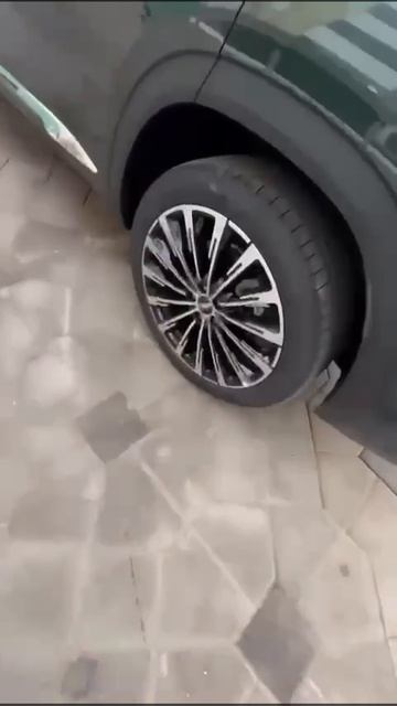 Geely Monjaro 2025 год Изумруд