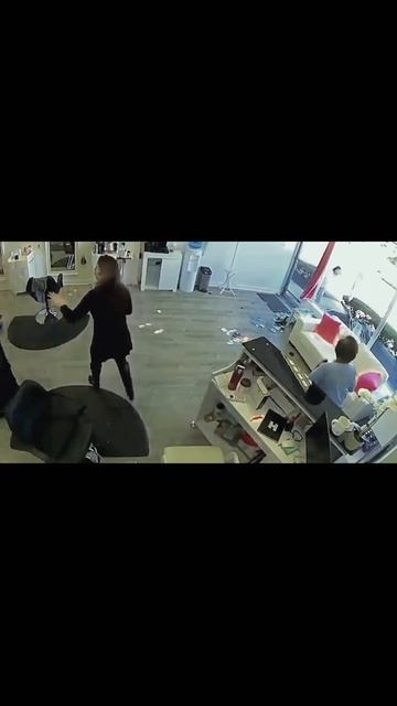 Он просто хотел на стрижку