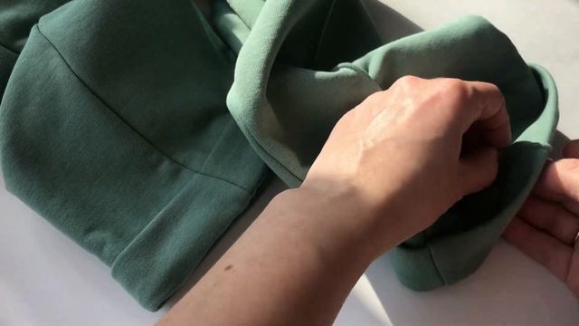 Отвороты на трикотажных брюках. Швейные лайфхаки.