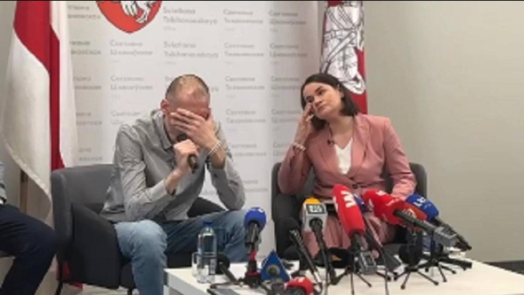 🔴Выпушенный Серёга Тихановский, муж усатой Тихановской, рассказывает как его пытали в тюрьме😆😂