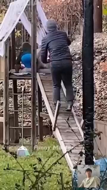 Big fails 😂😂 #funny #fails (1)