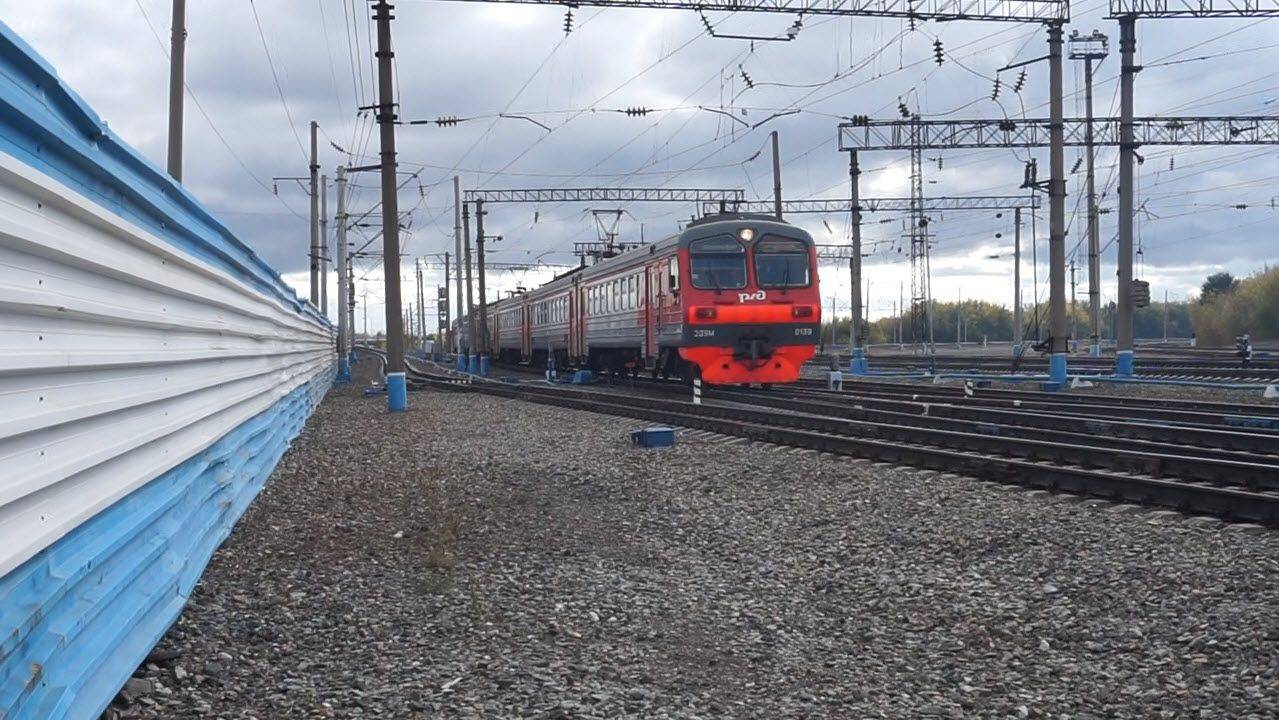 Электропоезд ЭД9М-0139