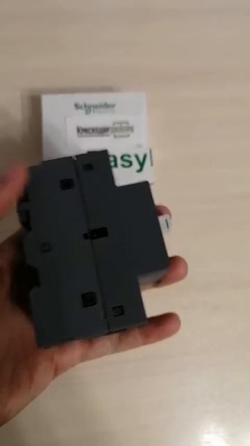 Автомат защиты двигателя с термомагнитным расцепителем Schneider Electric GZ1E10