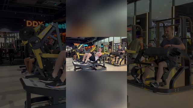 Ягодицы. Ягодичный мост в тренажере