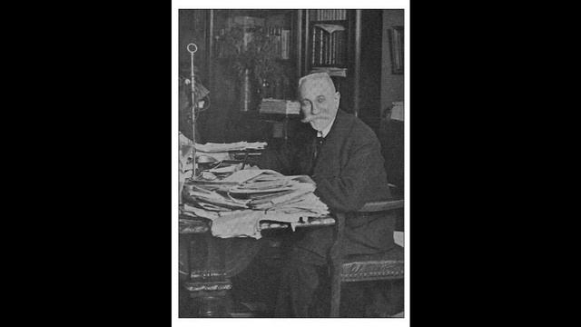 Биография Ксавье Леона