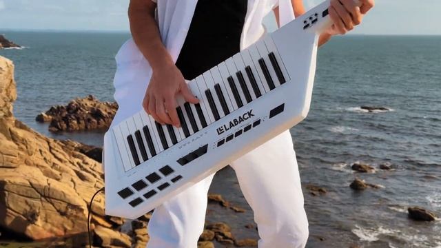 Gigi DAgostino - LAmour Toujours  (LABACK Remix).mp4