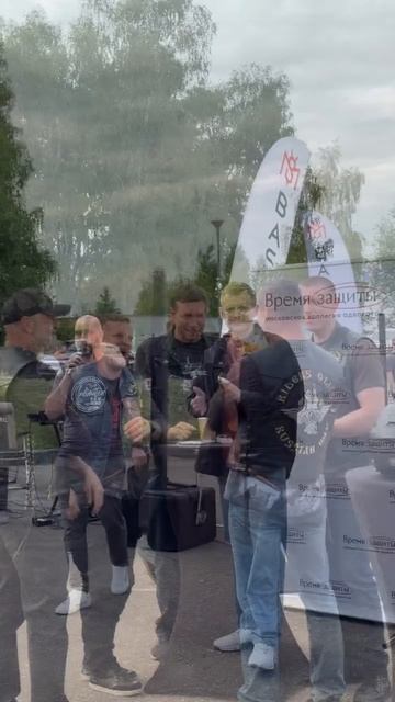 Открытие мотоклуба сообщества Alumni SKOLKOVO 

В Москве торжественно открылся мотоклуб сообщества