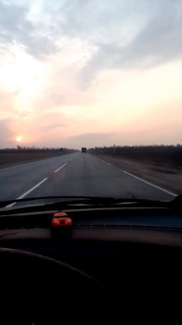 В дороге (Ставрополь-Краснодар) просто трасса, и ничего более...