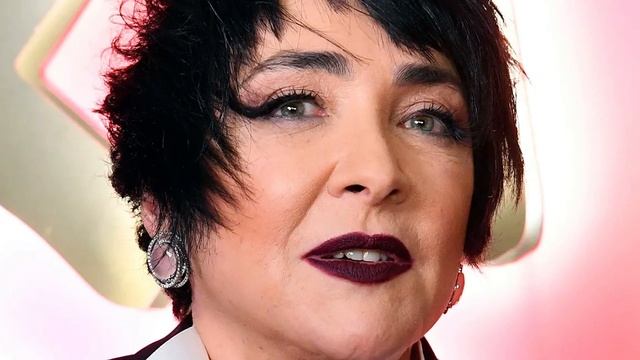 26-летняя ДОЧЬ Лолиты с Особенностями Съехала в Отдельную Квартиру