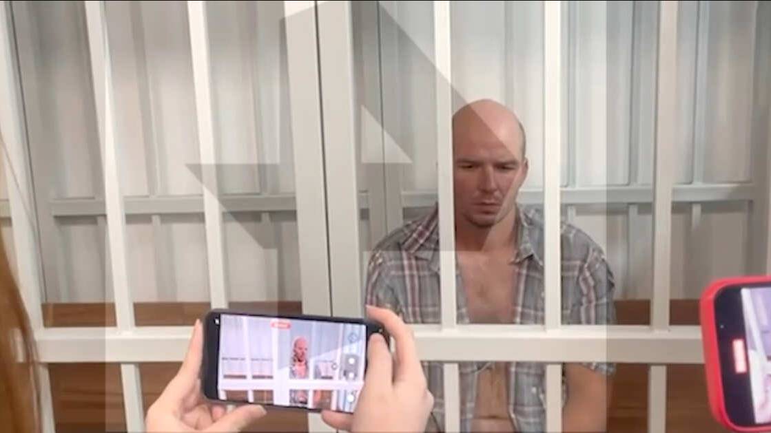 Суд арестовал мужчину, швырнувшего ребенка на пол в Шереметьево
