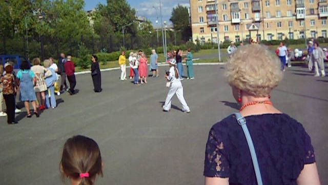 25.06.25, в парке ДК Окунева, состоялась концертно-танцевальная программа Сегодня вечером г.Н.Тагил