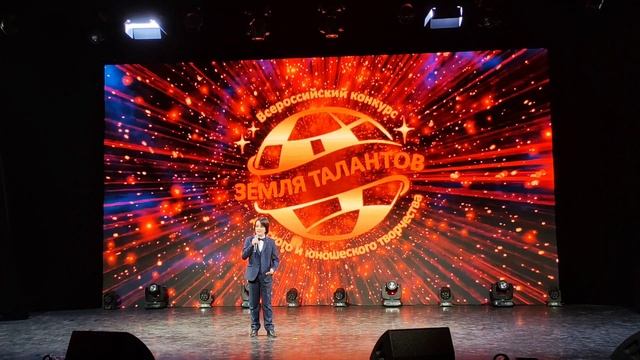 "Мальчишки" сл.В.Смирнов, муз. С.Глазунов, аранжировка группа "Робинзон"