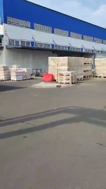 встреча  парней на загрузке