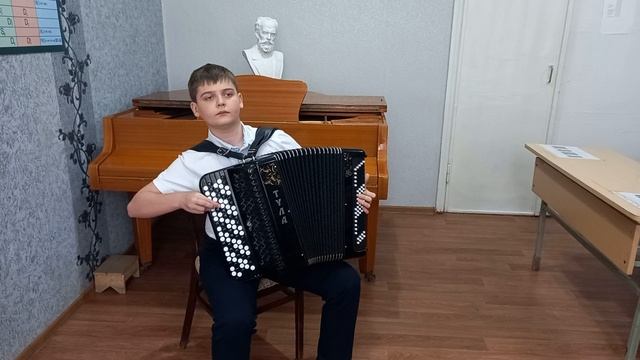 Л.Малиновский обр. Р. н. п. "Во лесочке комарочков"..исп.Козенко Б.