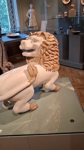 Какой страшный Лев в Музее