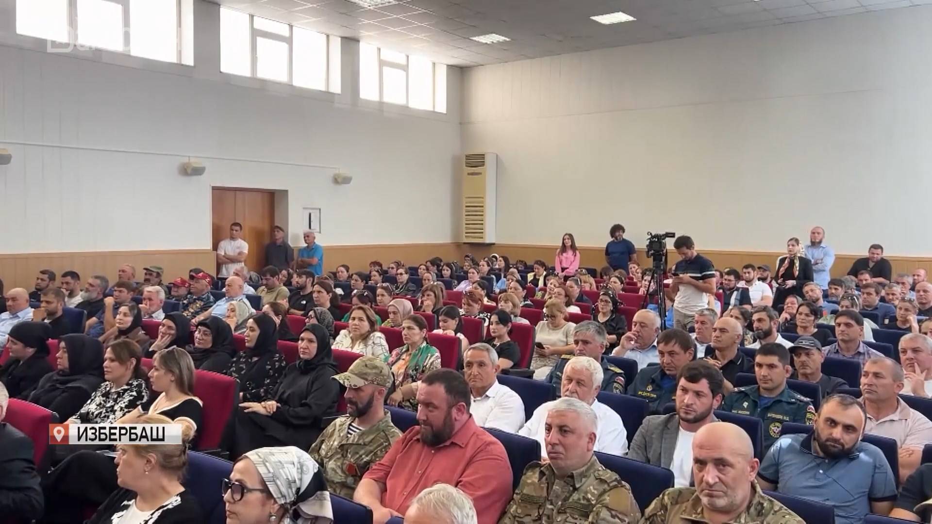 Глава Избербаша Расул Бакаев провел собрание актива города