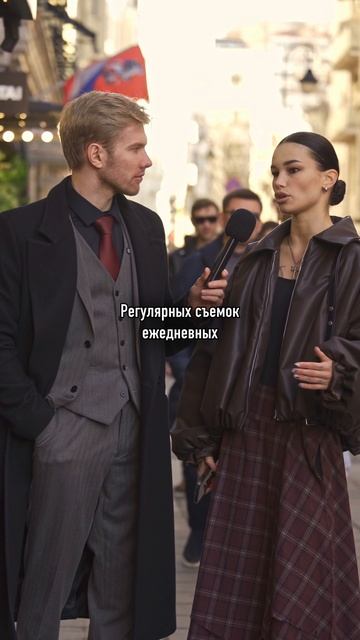 Сколько зарабатывает?