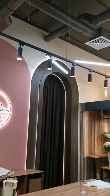 elena popova saloon is flower