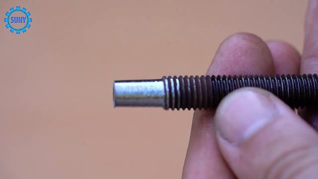 NEW INVENTION THAT STRETCHES WIRE