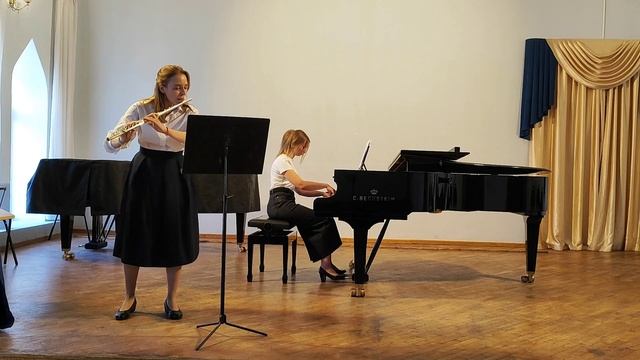 Е. Дюльденко "Время жизни"