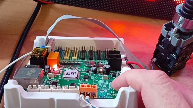 Контроллер управления LED экраном с MODBUS RTU с AliExpress в чём разница