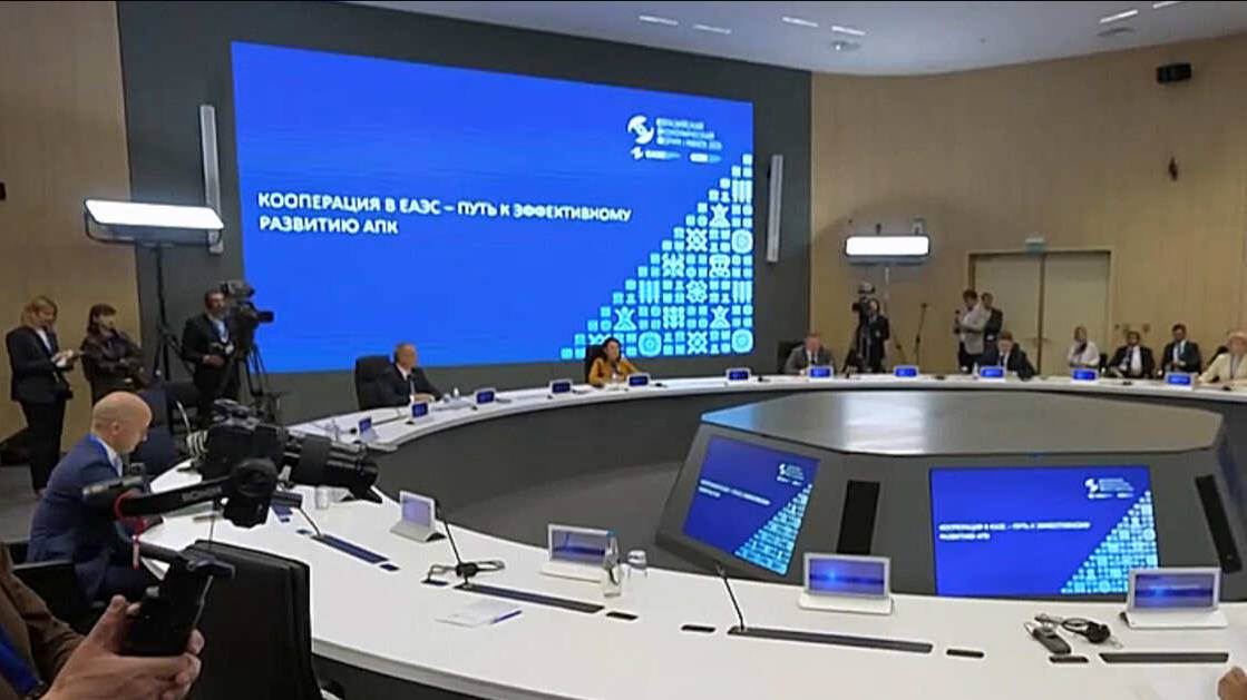 Сближение экономик и сотрудничество: как проходит ЕЭФ в Минске