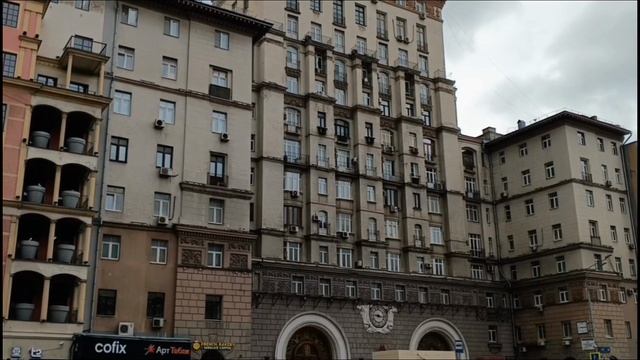 Прогулки по Москве. Как живется над метро? Дом на Проспекте Мира 38