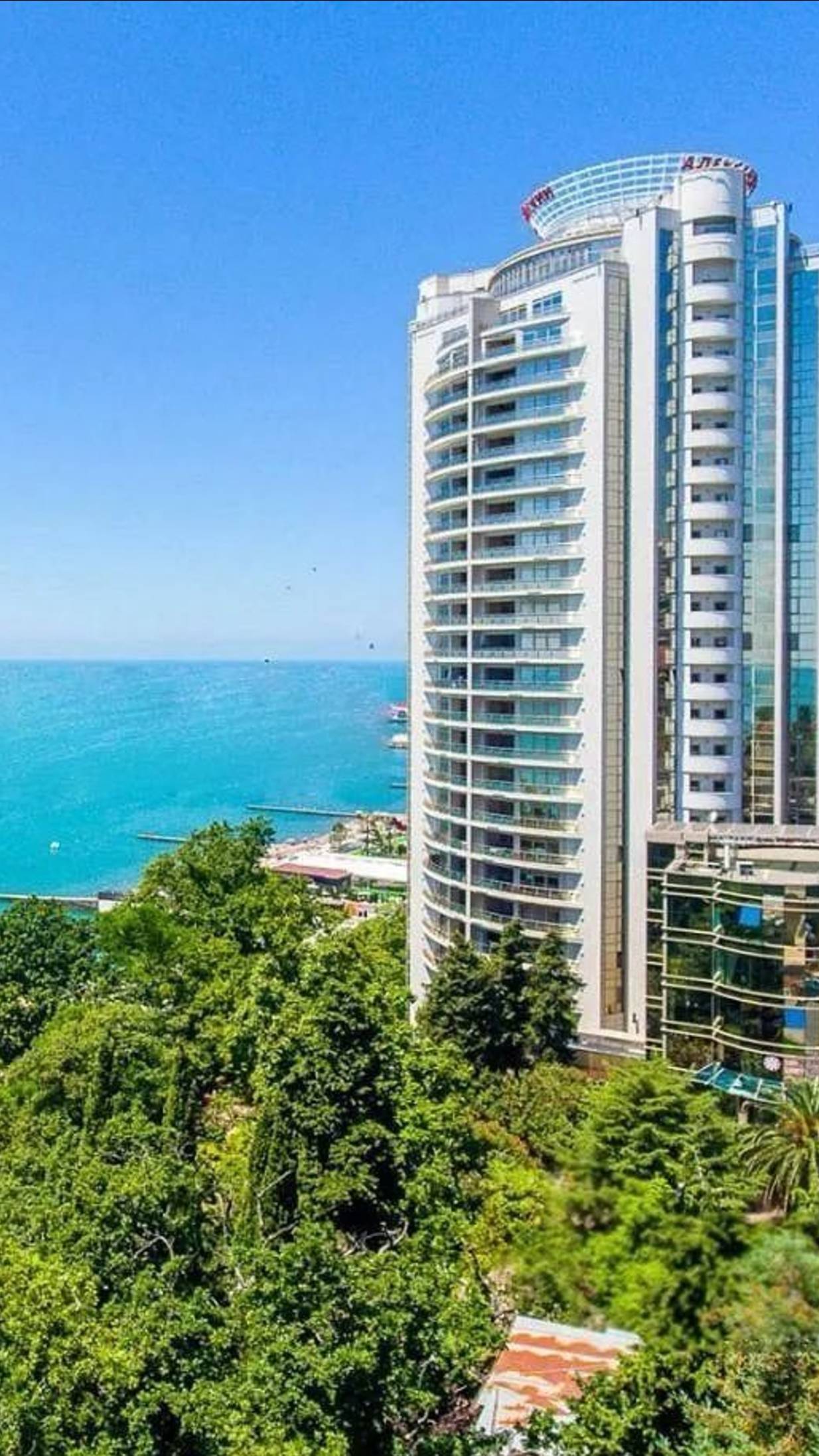 Квартира 170 м² в ЖК «Александрийский маяк», Сочи | Первая береговая, терраса и прямой вид на море