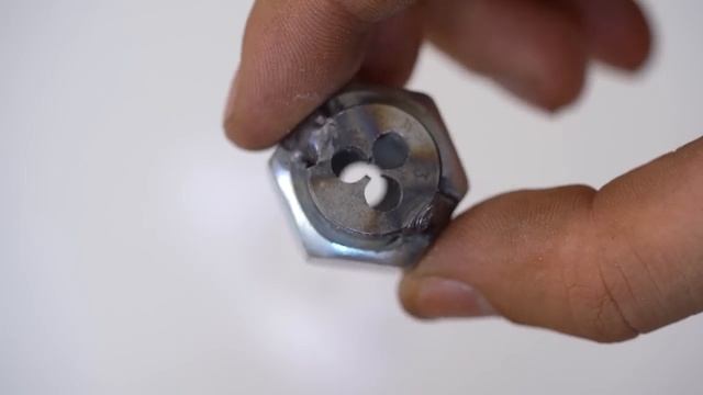 Recycling Life Hacks and DIY Crafts