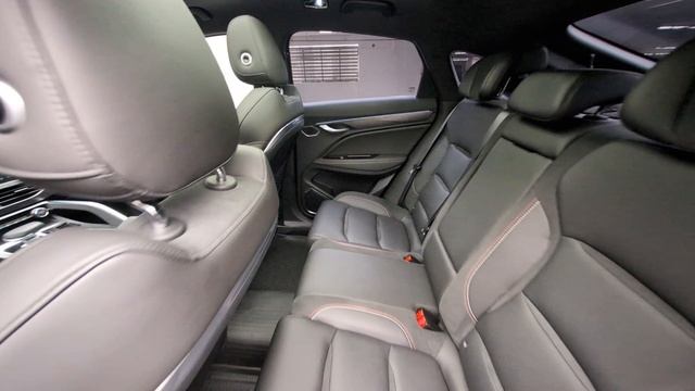 Geely Tugella 2.0 AT (238 л.с.) 4WD