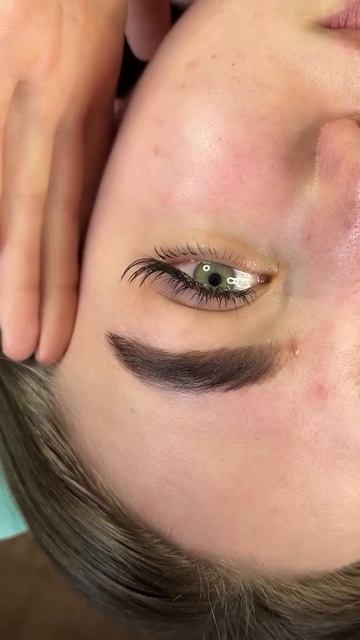 Extreme volume + downset lashes
