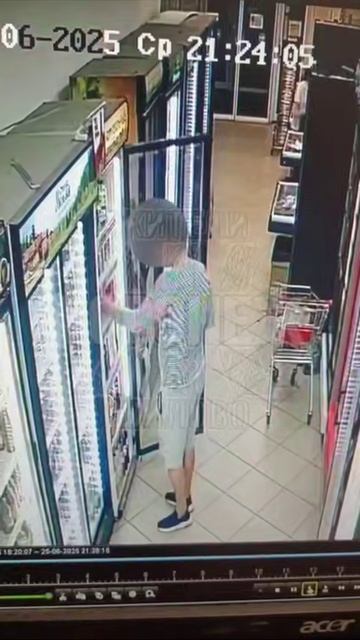 Пиво в трусы: в одном из магазинов микрорайона Шилово мужик решил свистануть две банки пива.