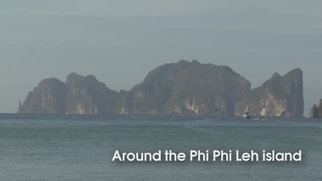 Around the Phi Phi Leh island