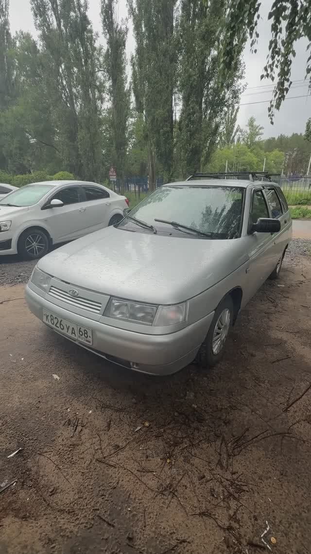 Видеообзор автомобиля ВАЗ 2111 2009 года выпуска.