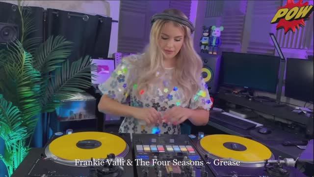 Frankie Valli & The Four Seasons ~ Grease