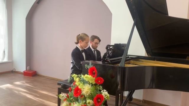 Егор Басов (2 кл.) и Дмитрий Соболев - У берегов Енисея (автор Дмитрий Соболев)