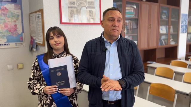 Отзыв от родителей – вручение диплома переводчика (ФГСН/РУДН "25 июня 2025") - 4K