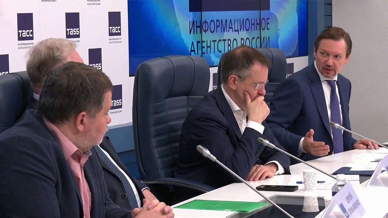 Увеличен призовой фонд крупнейшей в России премии по литературе "Слово"