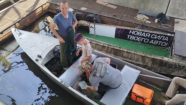 Выход на лодке. Поймал долгожданную щуку.Утренний улов. Показываю улов. Рыбалка. День четвертый.